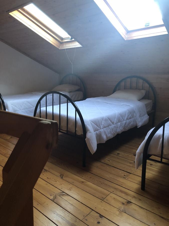 Aristheu Hostel *